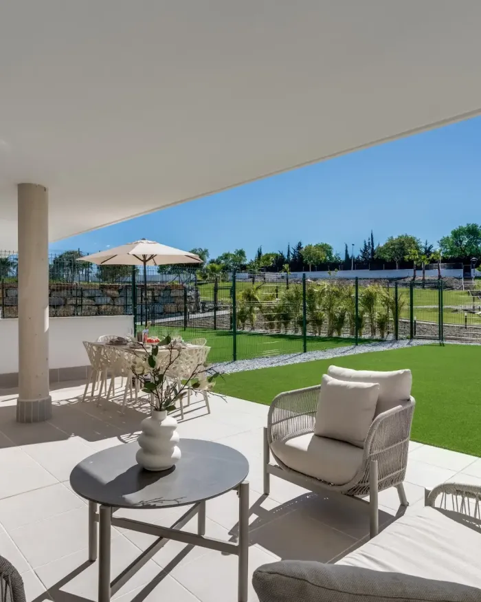 Markplanslägenhet till salu i Estepona