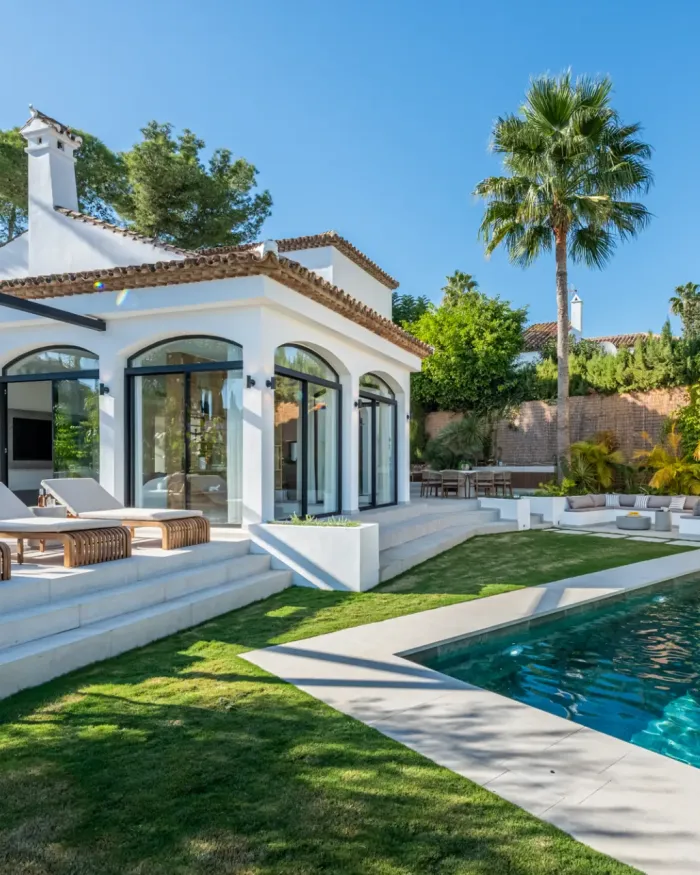 Villa till salu i Nueva Andalucia, Marbella