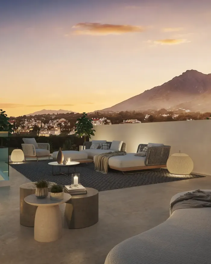 Villa for sale in Valdeolletas, Marbella