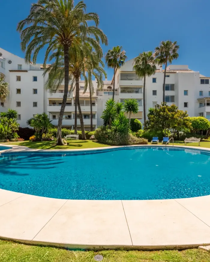 Lägenhet till salu i Atalaya, Estepona East