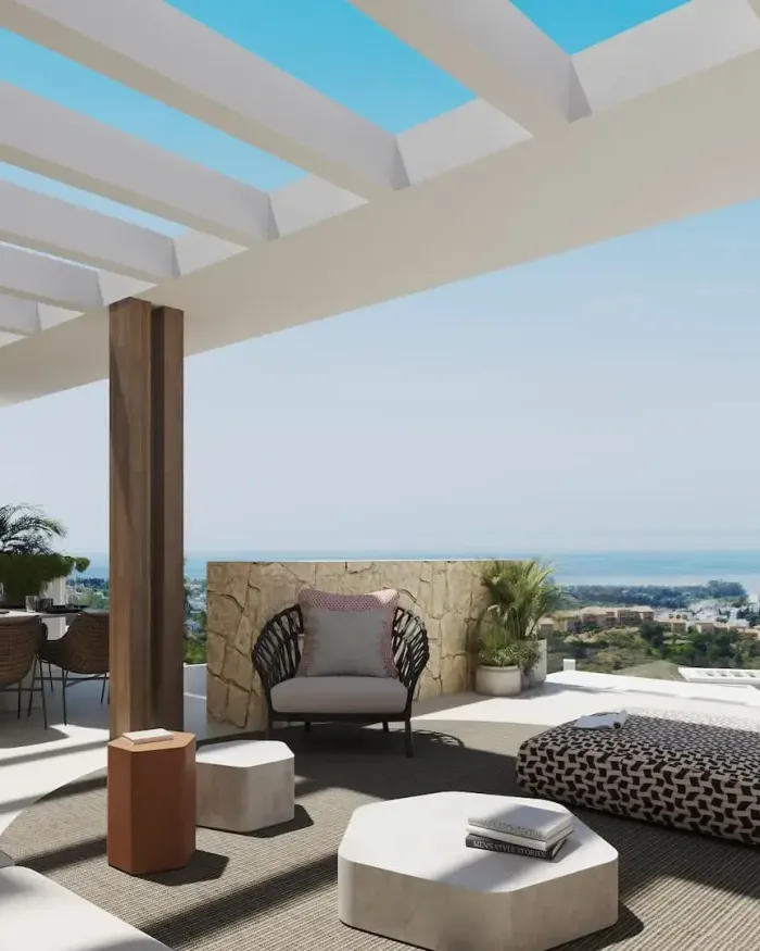 Apartment for sale in La Resina Golf, Estepona East
