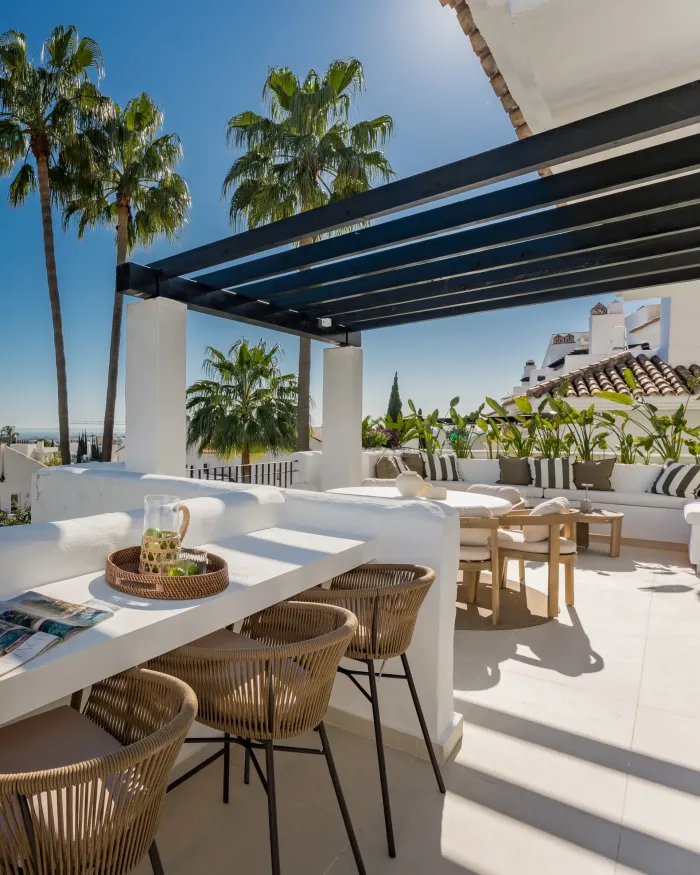 Duplex Penthouse for sale in La Quinta Village, Nueva Andalucia