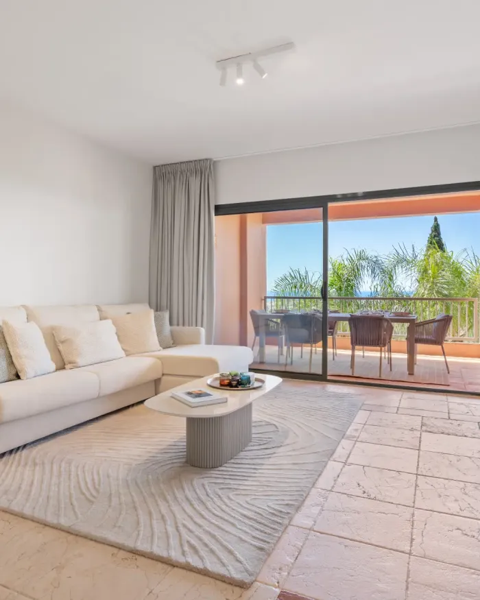Apartment for sale in Los Flamingos, Benahavis