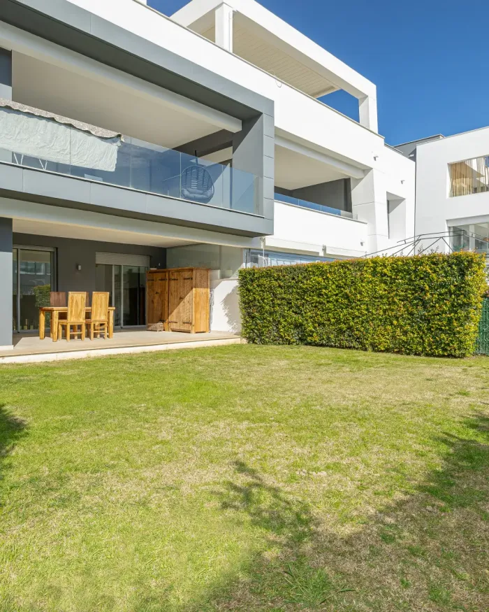 Markplanslägenhet till salu i New Golden Mile, Estepona East