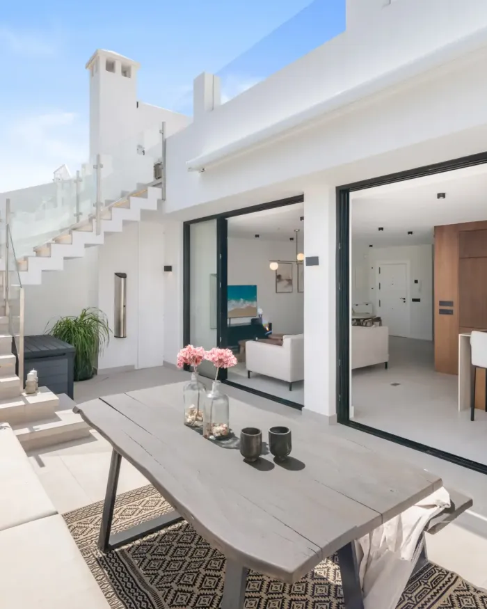 Penthouse for sale in La Quinta, Benahavis