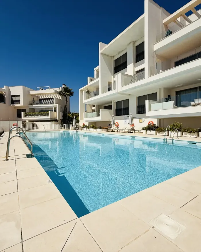 Apartamento en venta en Las Mesas, Estepona Town