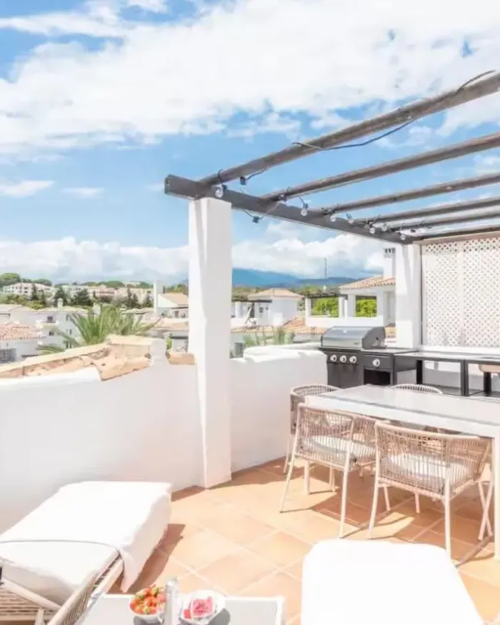 Ático en venta en Los Naranjos de Marbella, Nueva Andalucia