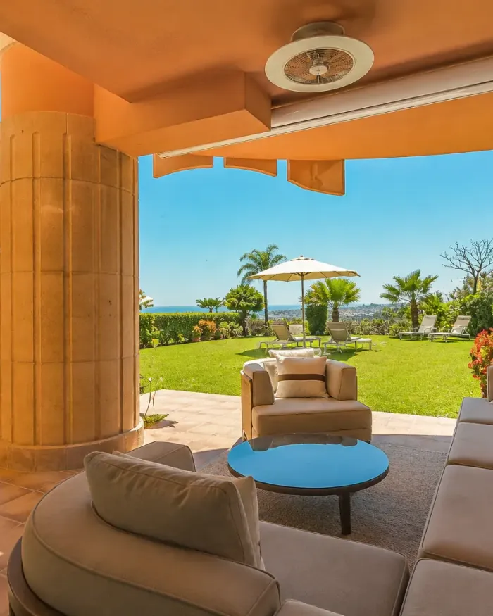 Ground Floor Apartment for sale in Magna Marbella, Nueva Andalucia