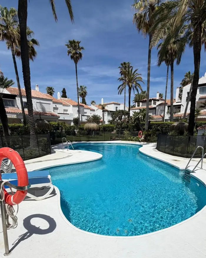 Appartement te koop in Bahia de Marbella, Marbella Este