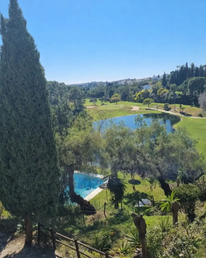 Apartment for sale in La Quinta, Benahavis