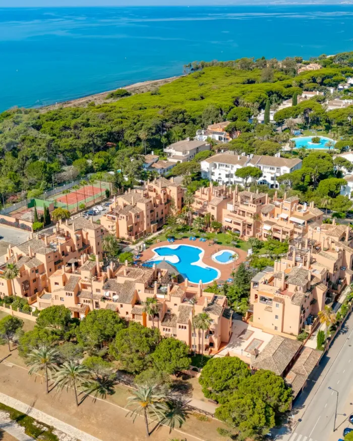 Tvåvånings takvåning till salu i Hacienda del Sol, Estepona East