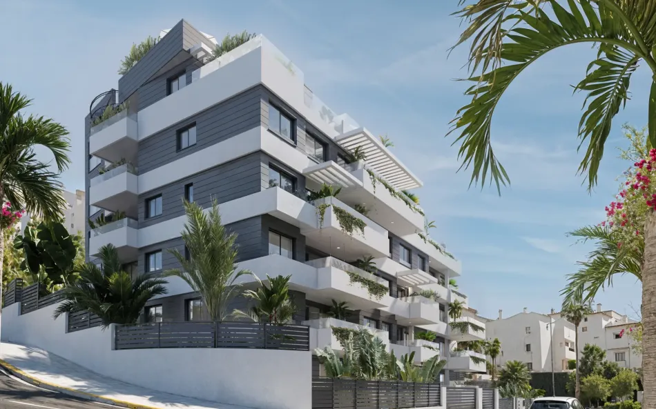 Exclusivity and Comfort Just Steps from the Sea in Estepona
